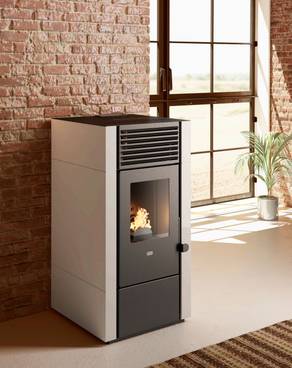 Stufa a pellet - PUNTO FUOCO Poly 8 kW