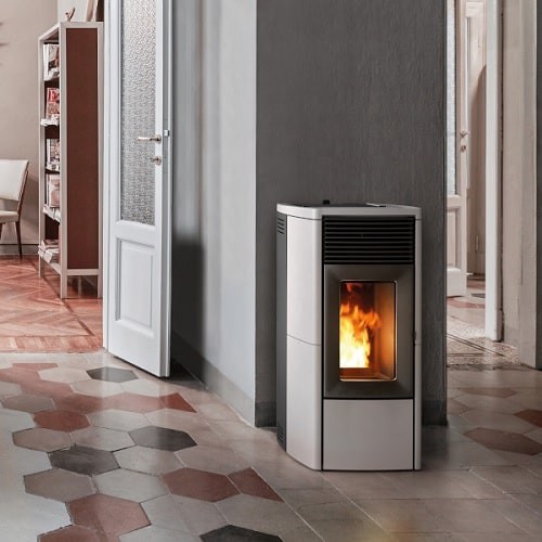 Stufa a pellet MCZ STAR Comfort Air 10 UP! M3 10 kW