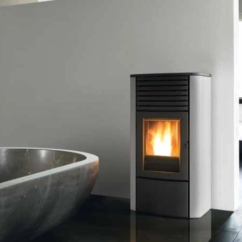 Stufa a pellet MCZ CLIO Hydro 24 S3 24 kW Hydro