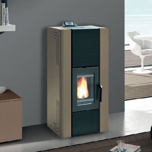 Stufa a pellet Royal Idro 240 | 23,6 kW hydro